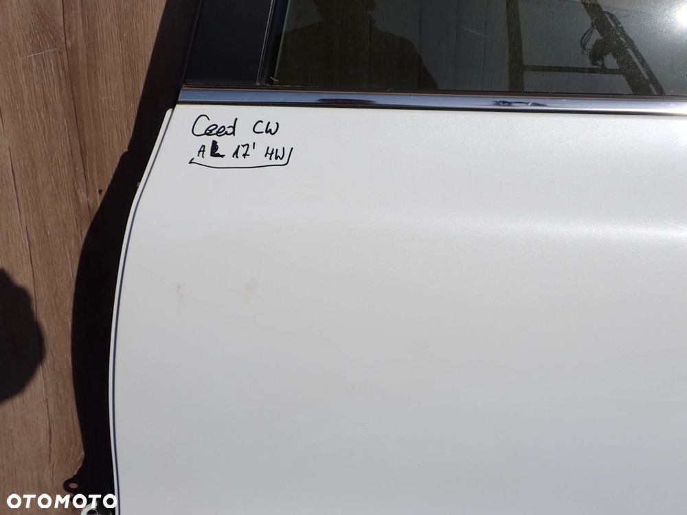 KIA CEED II KOMBI CW 12-17 DRZWI TYLNE LEWE HW - 4