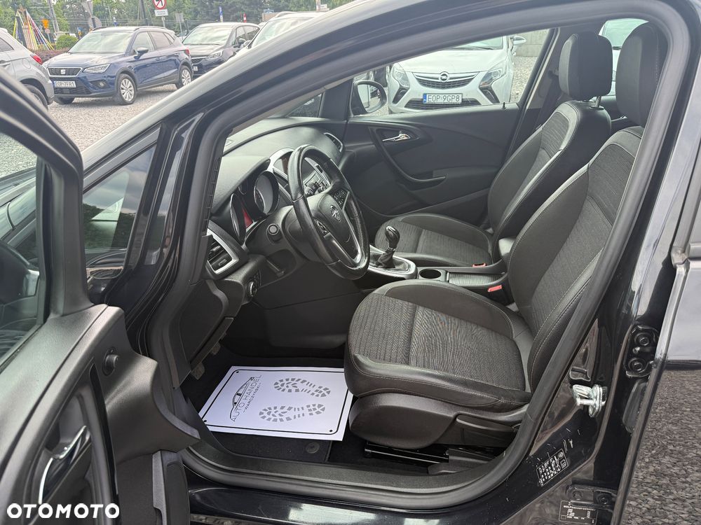 Opel Astra 1.4 T Cosmo - 8