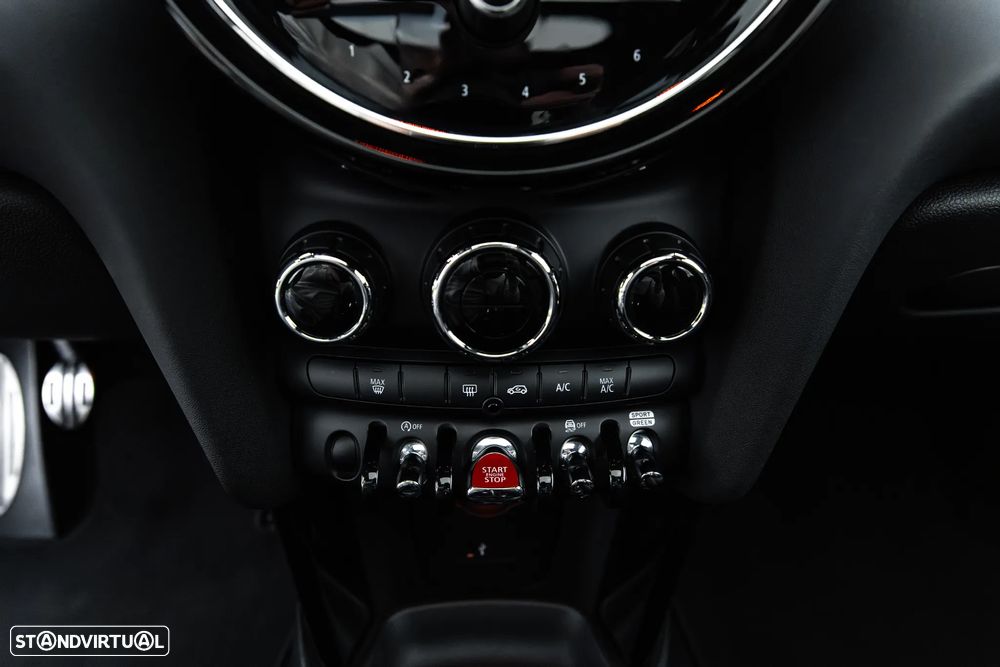 MINI 3 Portas John Cooper Works - 38