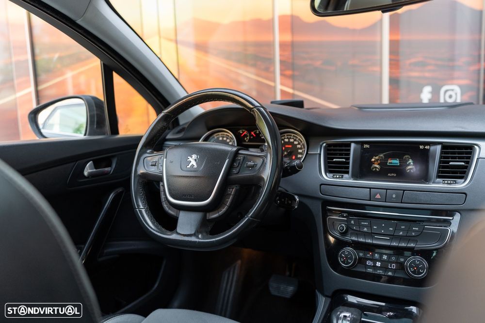 Peugeot 508 RXH 2.0 HDi Hybrid4 2-Tronic - 14