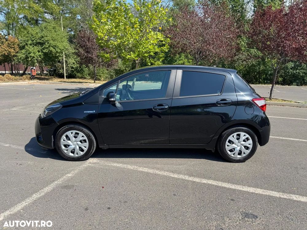Toyota Yaris 1.5 VVT-i HSD Exclusive Premiere - 12