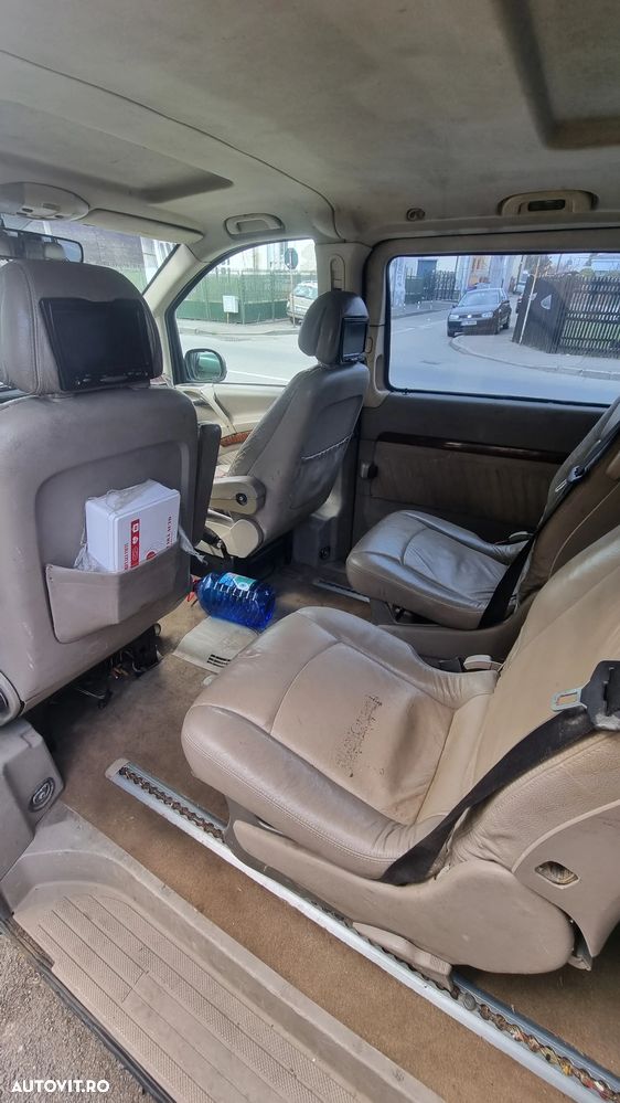 Mercedes-Benz Viano - 12