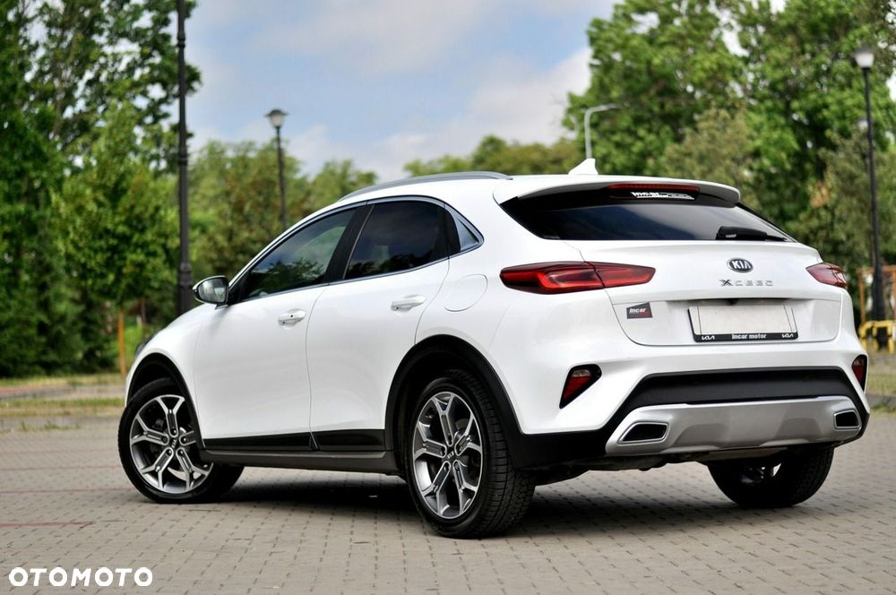 Kia XCeed 1.6 CRDi mHEV L - 30