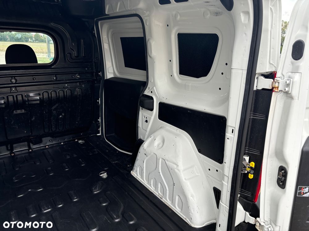 Fiat Doblo - 17