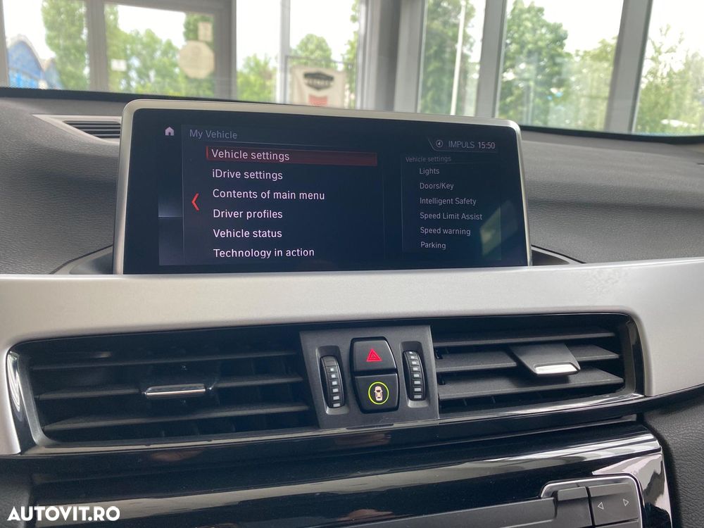 BMW X1 sDrive18d AT - 12