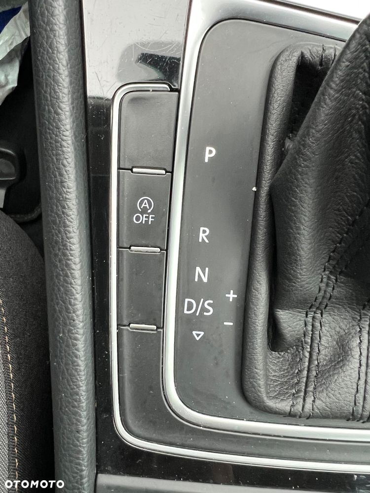 Volkswagen Golf 1.4 TSI (BlueMotion Technology) DSG Highline - 16