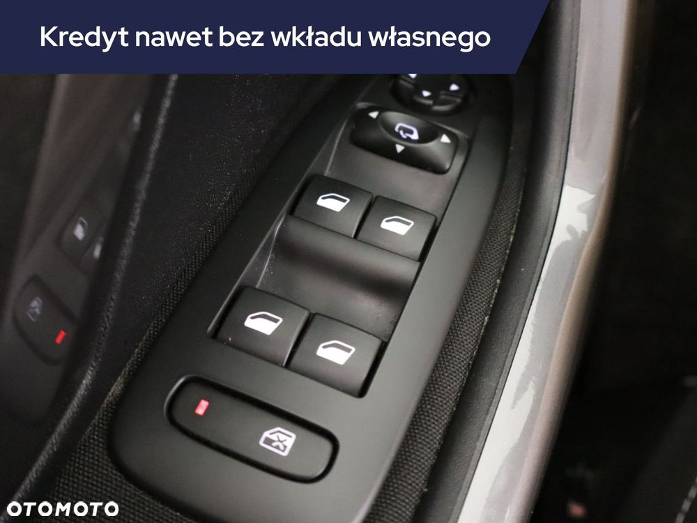 Peugeot 2008 - 19