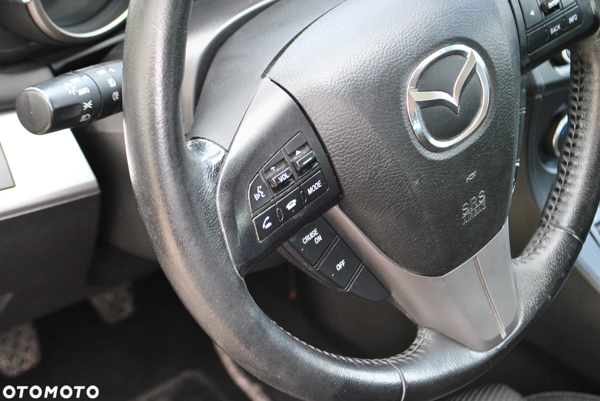 Mazda 3 1.6 Exclusive + - 36