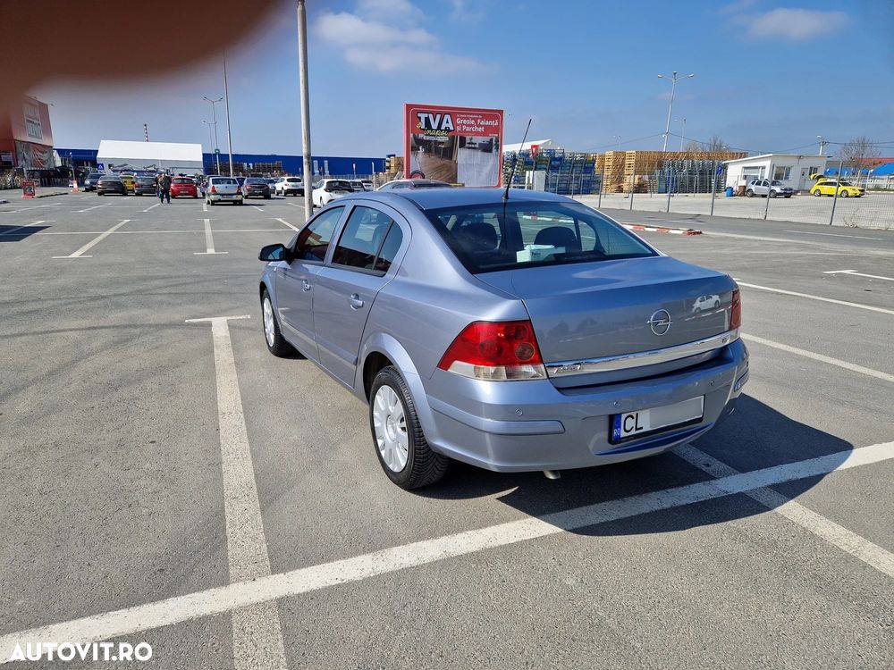 Opel Astra 1.6 Enjoy - 3
