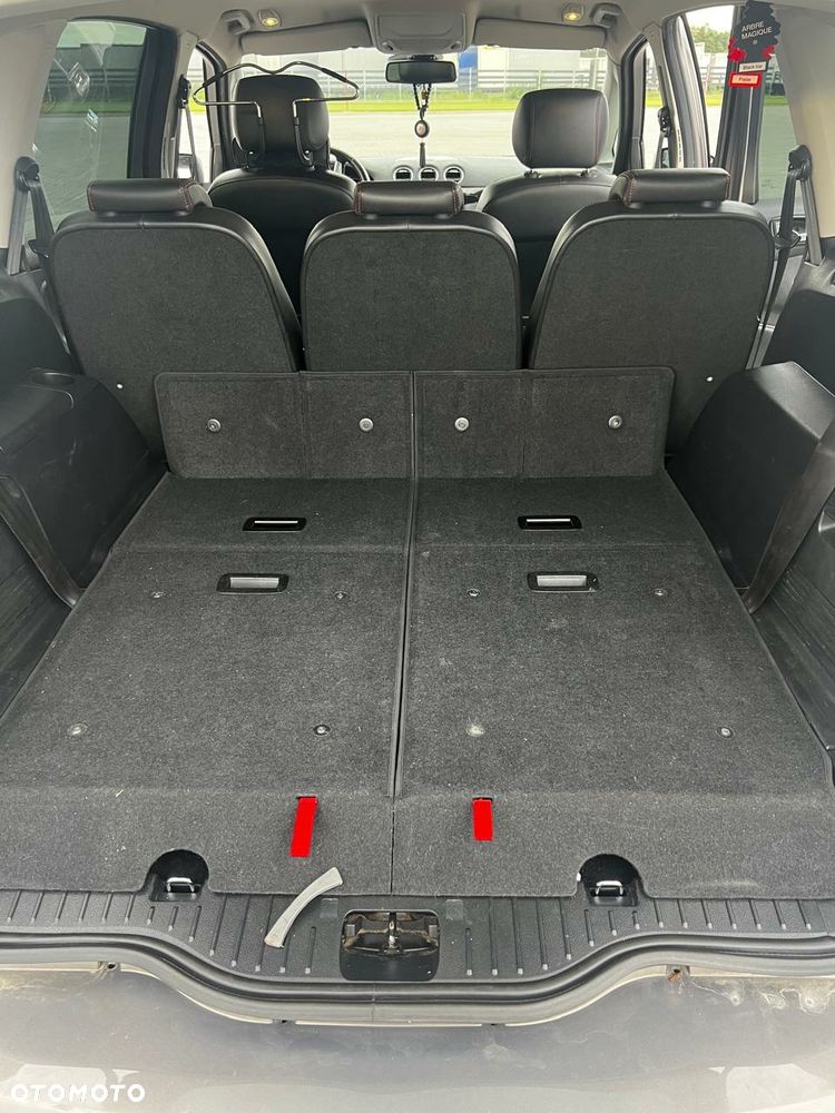 Ford S-Max - 6