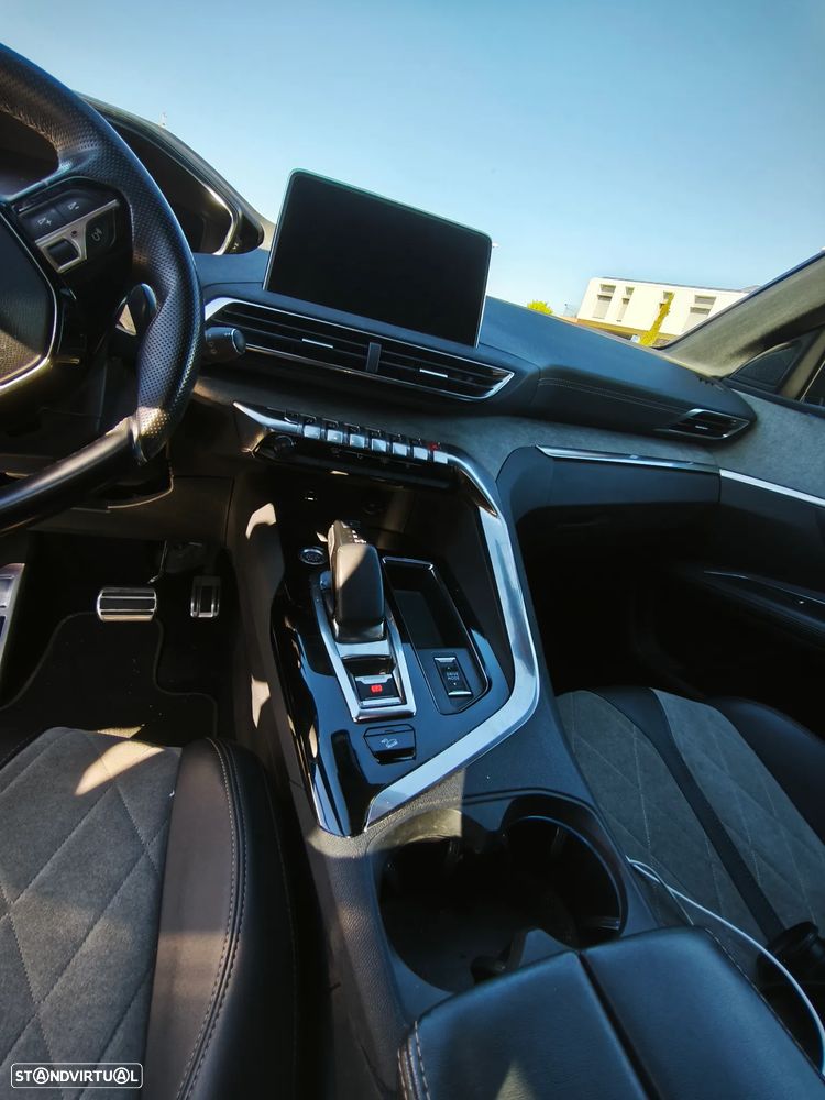 Peugeot 3008 2020 photo 5
