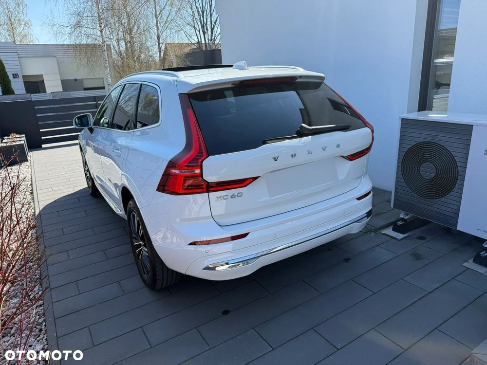 Volvo XC 60 T6 AWD Plug-in Hybrid Plus Bright - 19