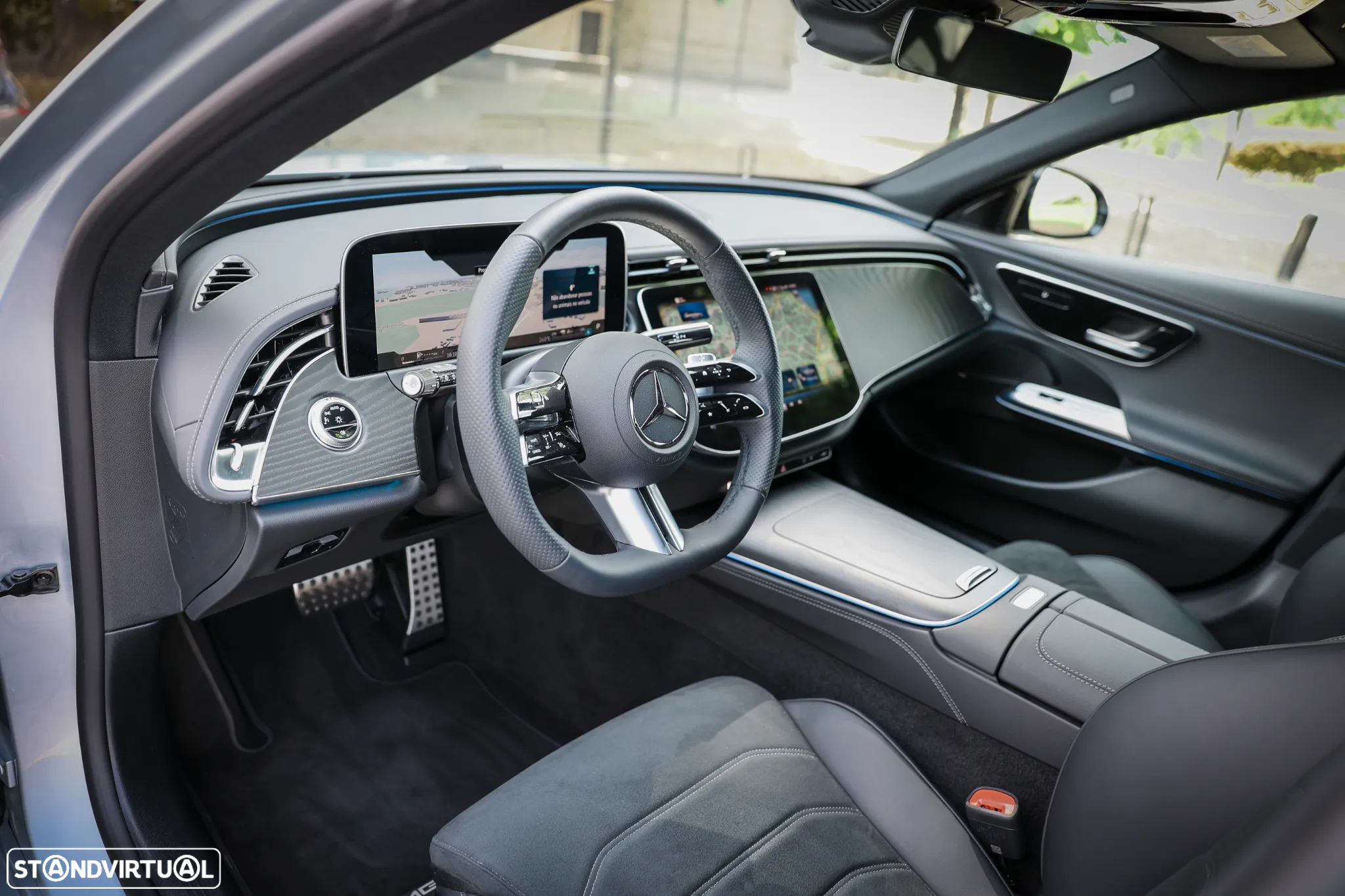 Mercedes-Benz E 300 e AMG Line - 12