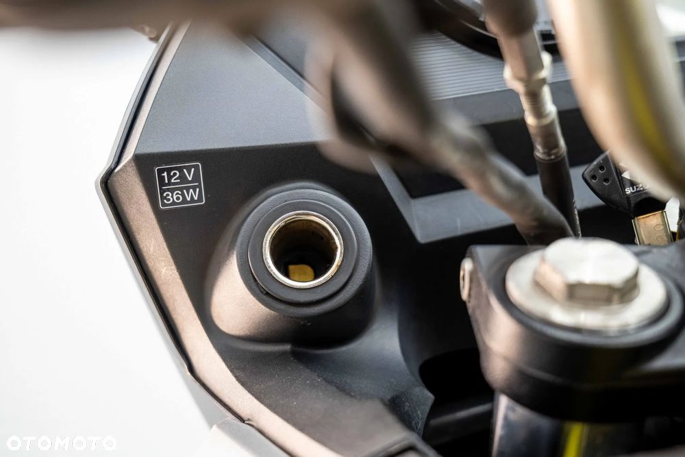 Suzuki V-STROM - 38