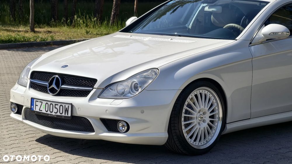 Mercedes-Benz CLS 500 - 2