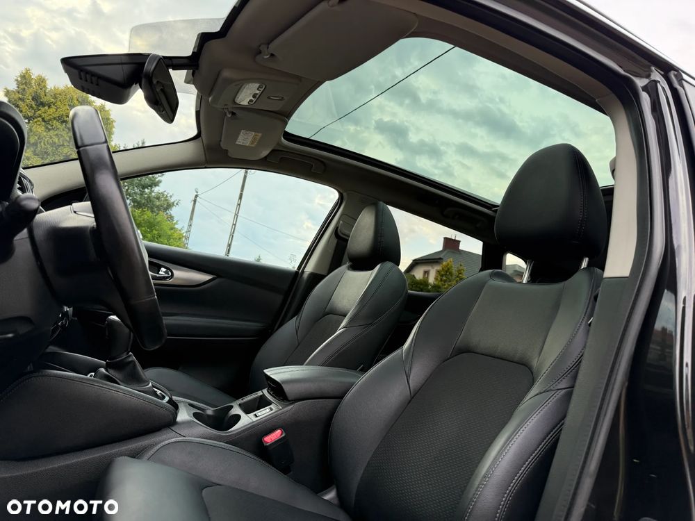 Nissan Qashqai 1.2 DIG-T Xtronic TEKNA+ - 14