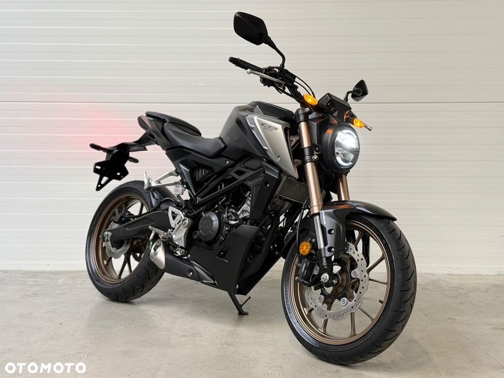 Honda CB - 2
