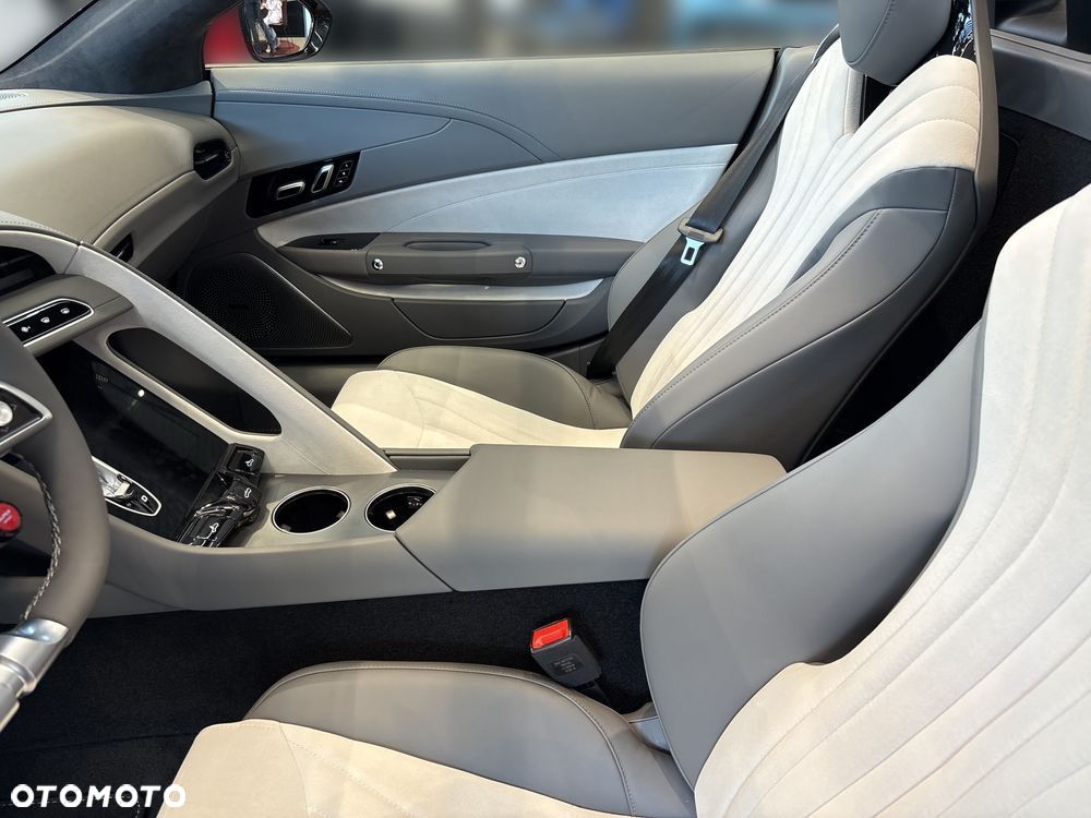 MG Cyberster 77kWh AWD Czarny Dach - 21