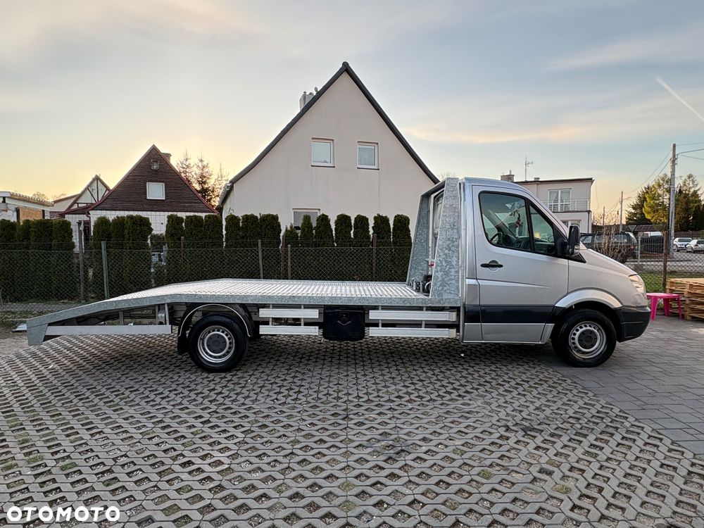 Mercedes-Benz Sprinter - 1