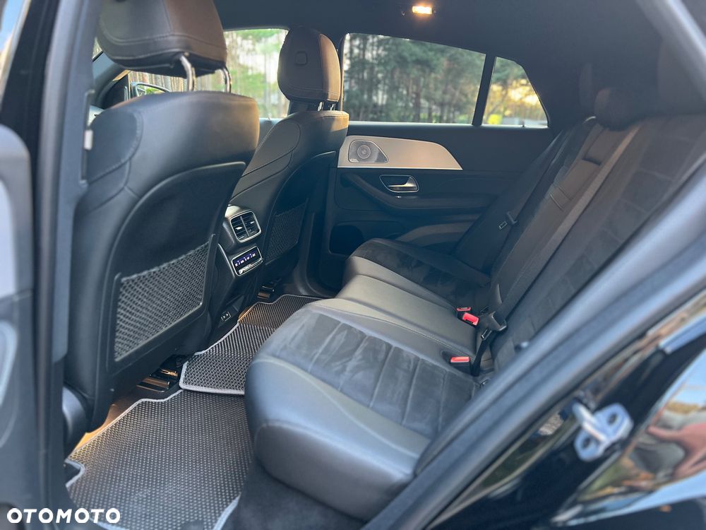 Mercedes-Benz GLE 300 d 4Matic 9G-TRONIC AMG Line Advanced Plus - 12