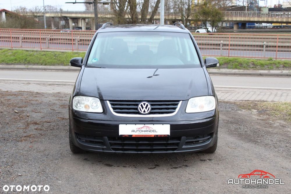 Volkswagen Touran - 2
