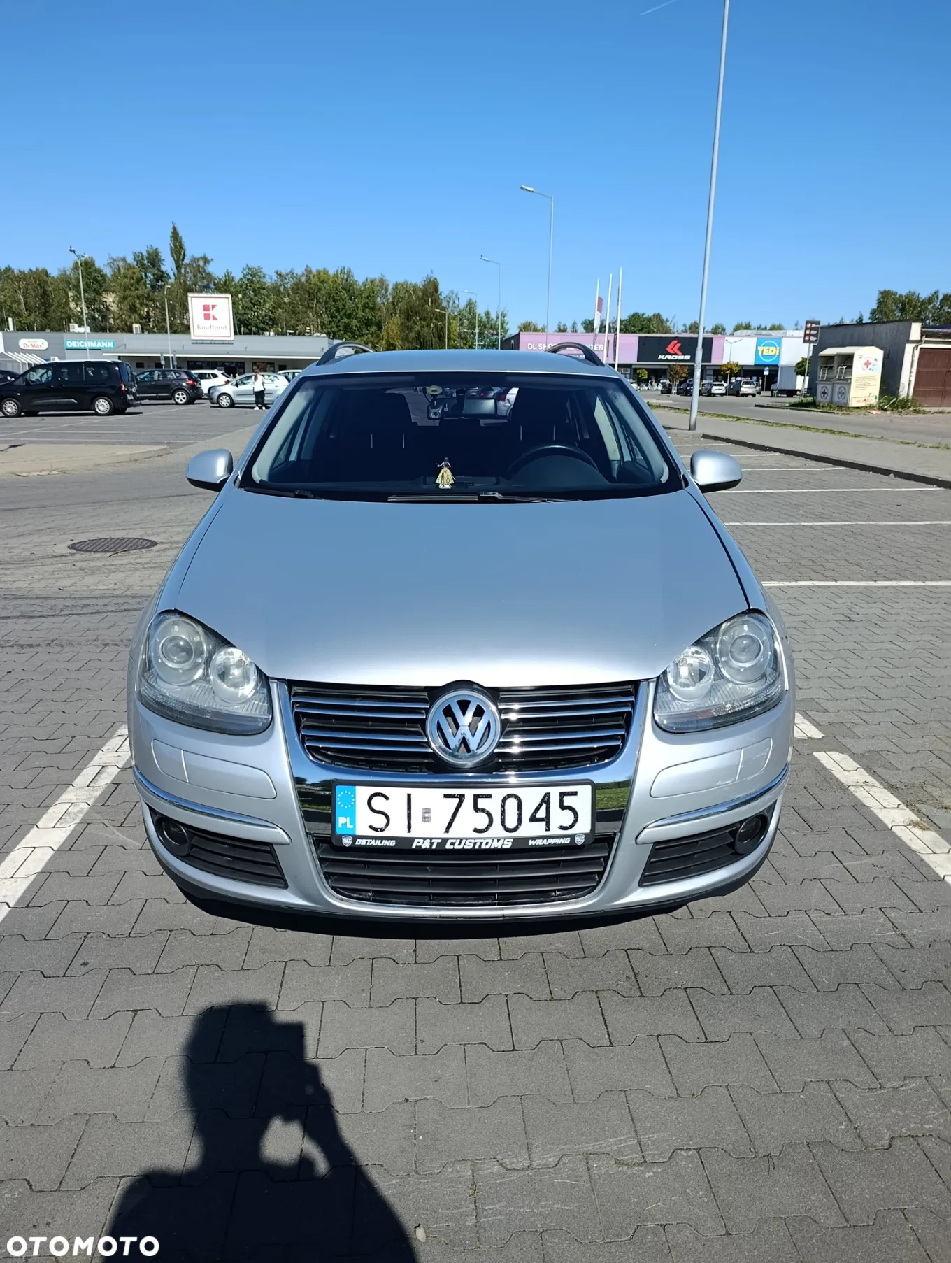 Volkswagen Golf - 2