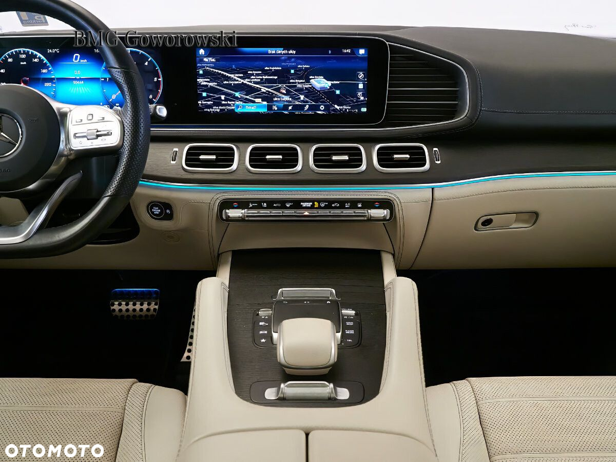 Mercedes-Benz GLS - 15