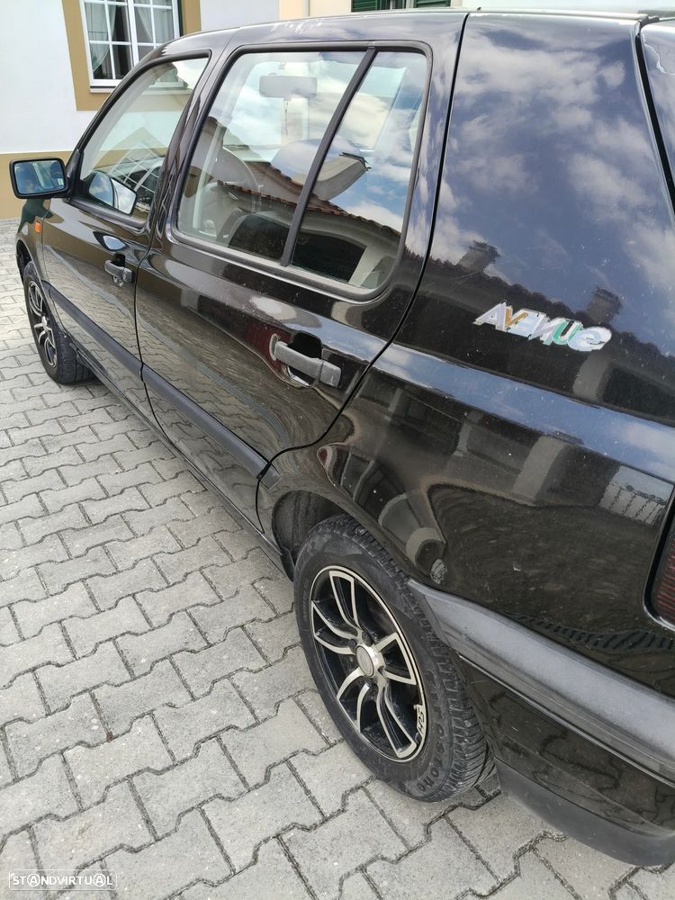 VW Golf - 5