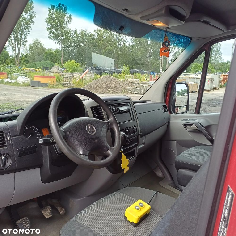 Mercedes-Benz Sprinter - 17