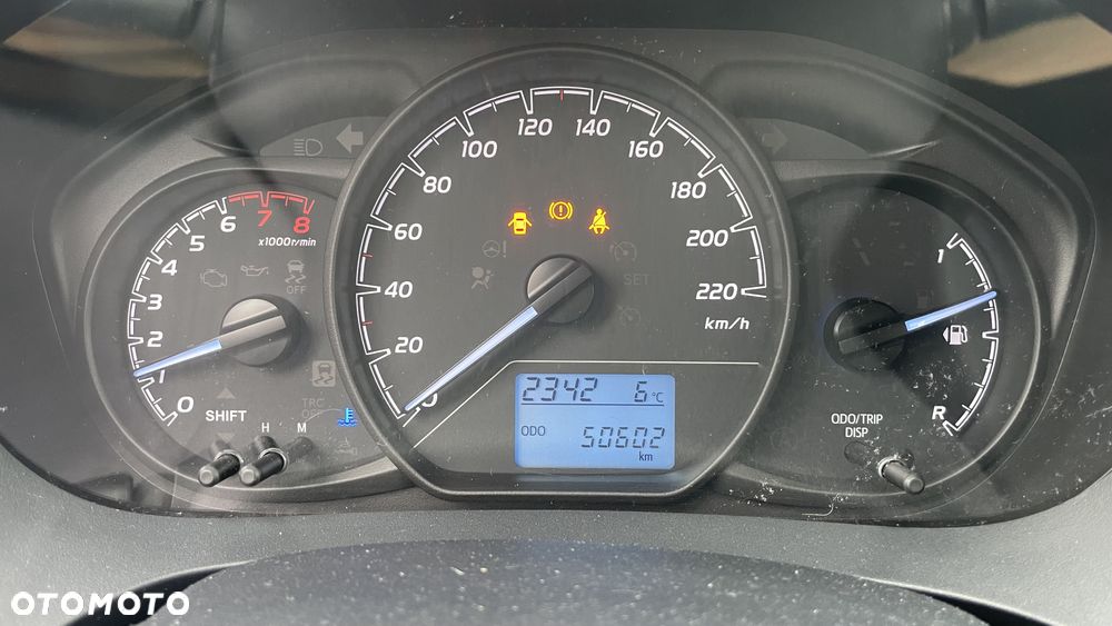 Toyota Yaris 1.0 Active EU6 - 7