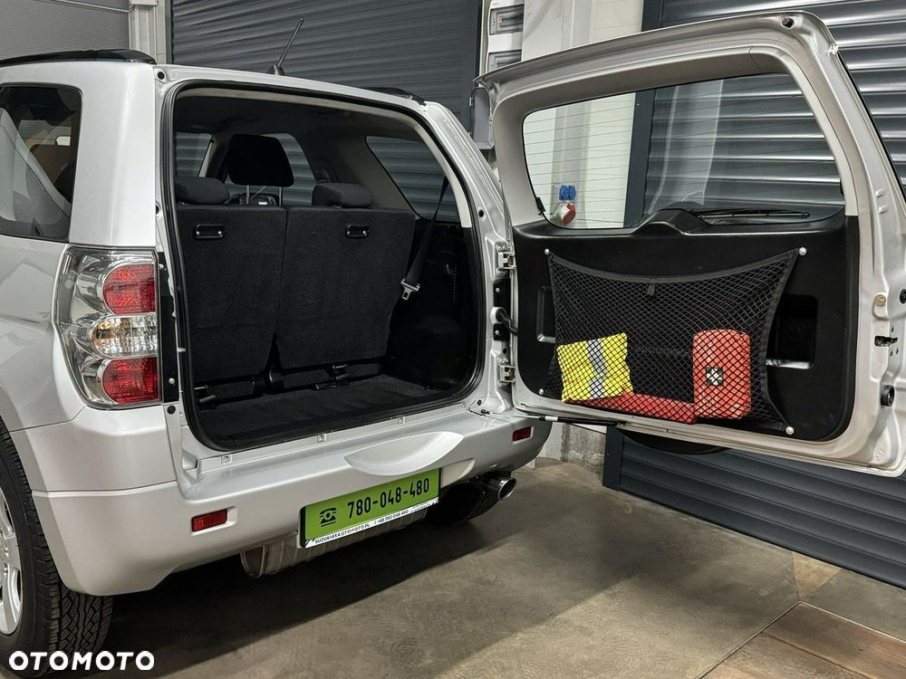 Suzuki Grand Vitara - 24