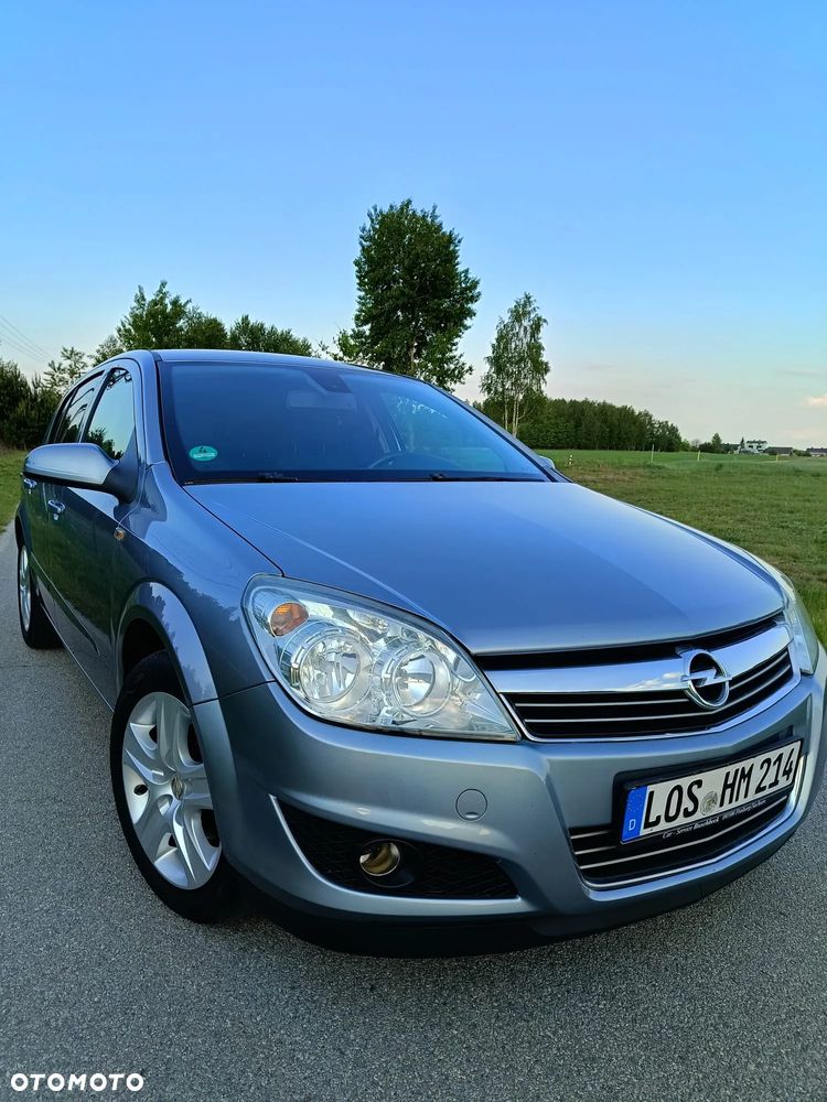 Opel Astra 1.6 Edition Sport - 3