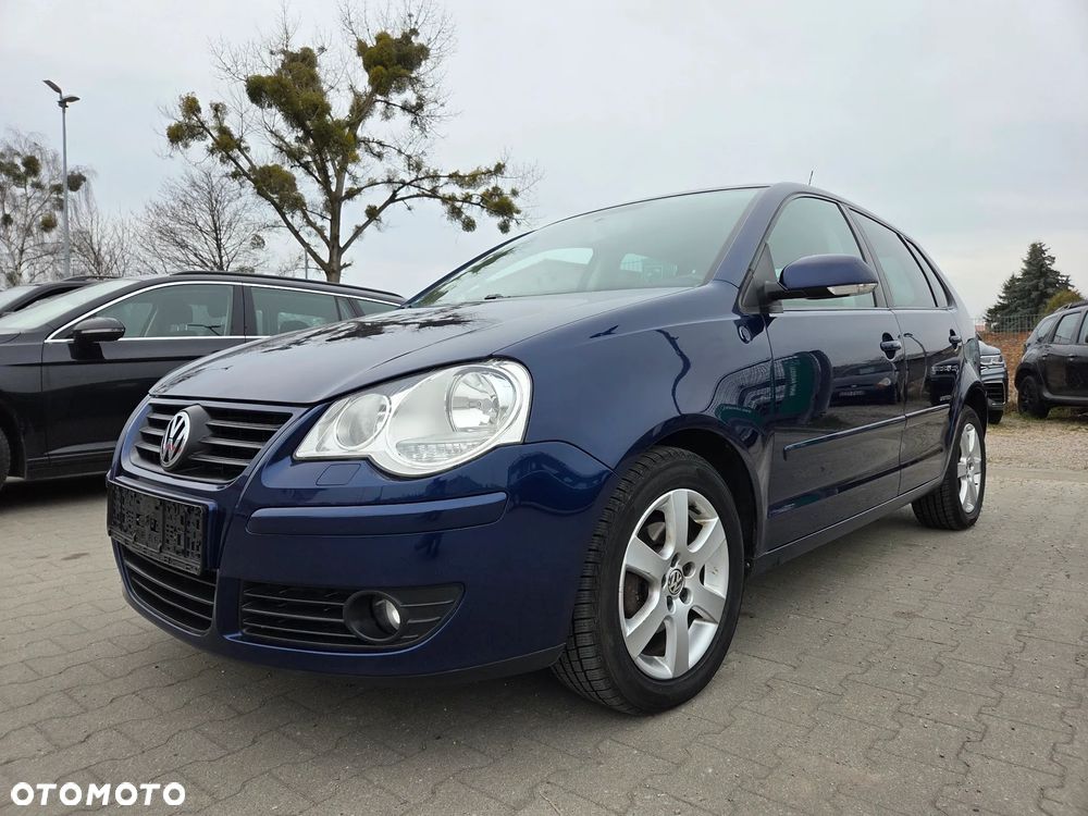 Volkswagen Polo - 1