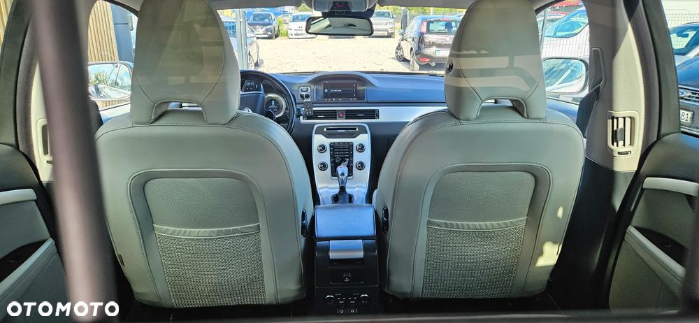 Volvo XC 70 - 41