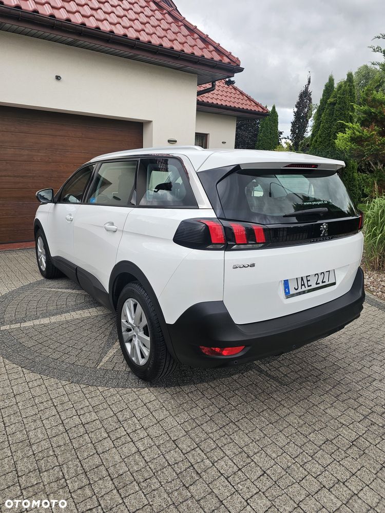Peugeot 5008 - 3