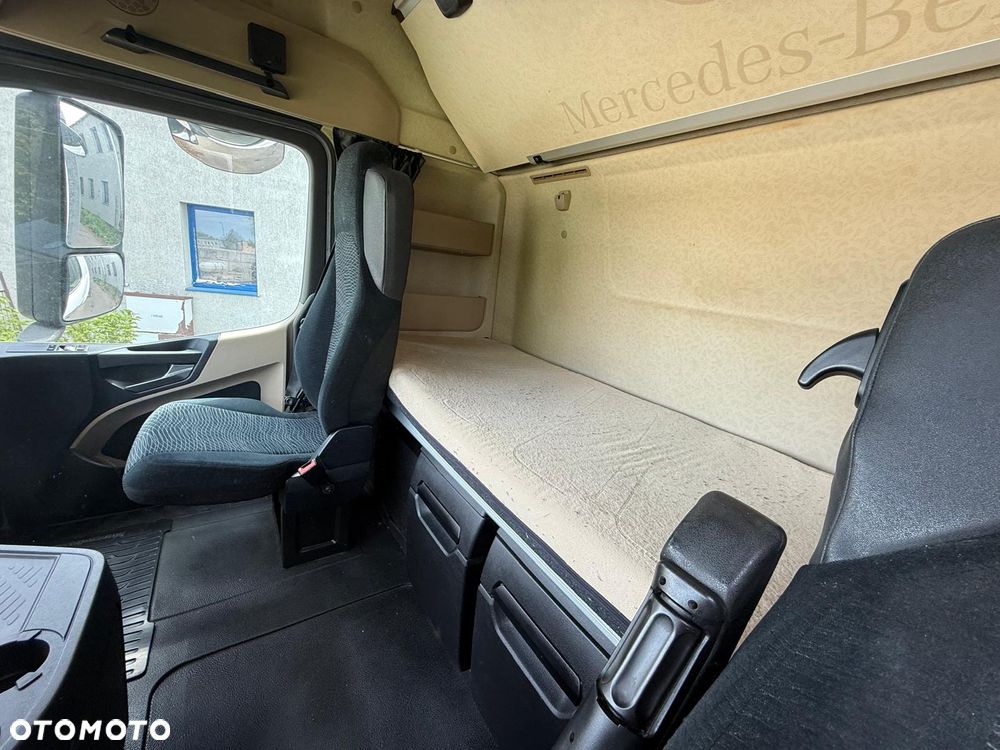 Mercedes-Benz ACTROS - 4