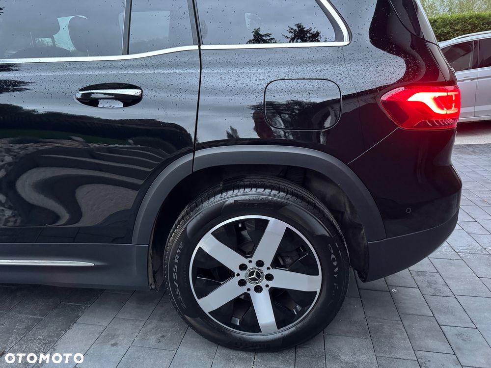 Mercedes-Benz GLB 250 4-Matic Progressive 8G-DCT - 31