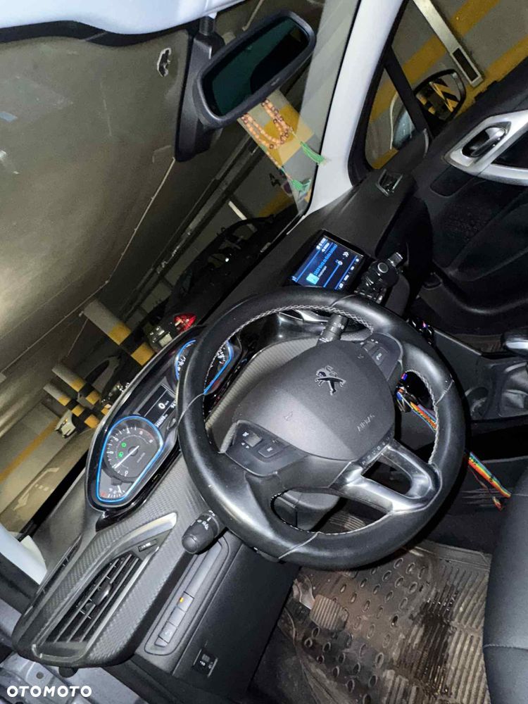 Peugeot 2008 1.5 BlueHDi Allure - 8