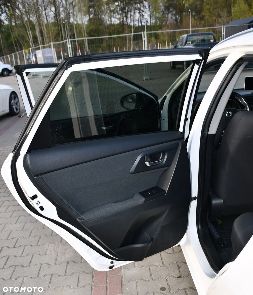 Toyota Auris 1.8 HSD Luna - 18