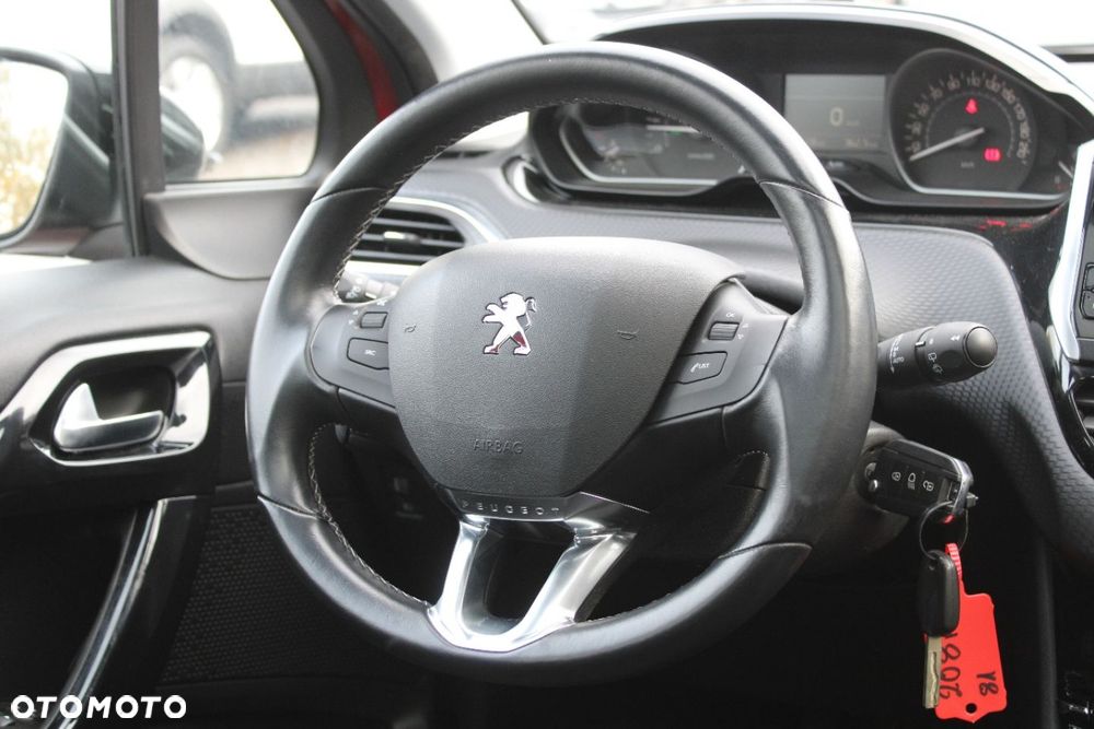 Peugeot 208 - 31