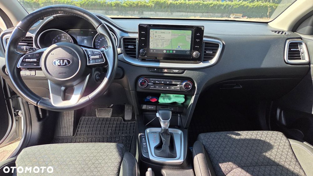 Kia Ceed 1.5 T-GDI M DCT - 12