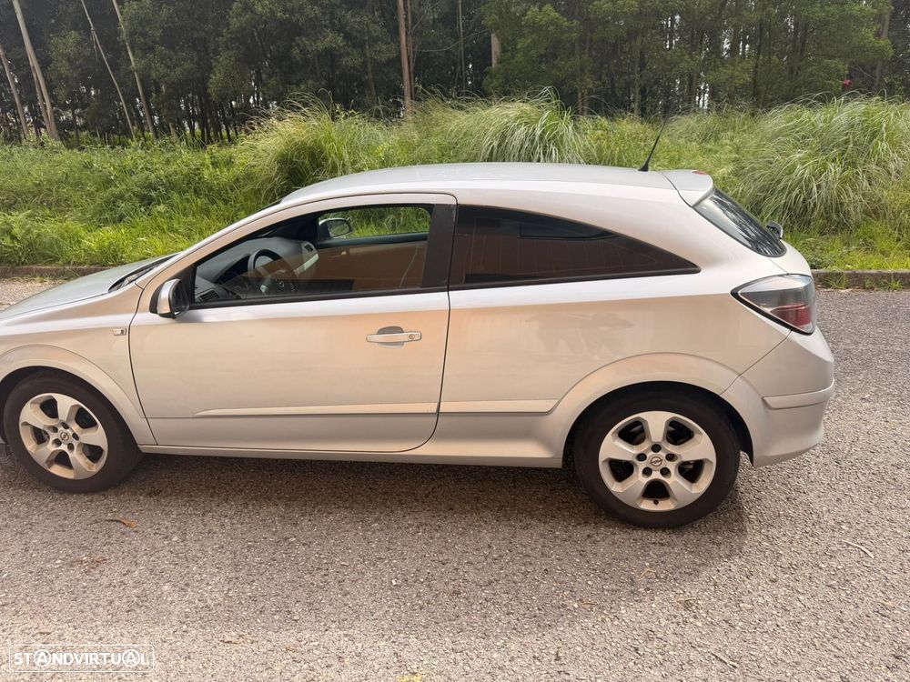 Opel Astra GTC 1.3 CDTI - 3