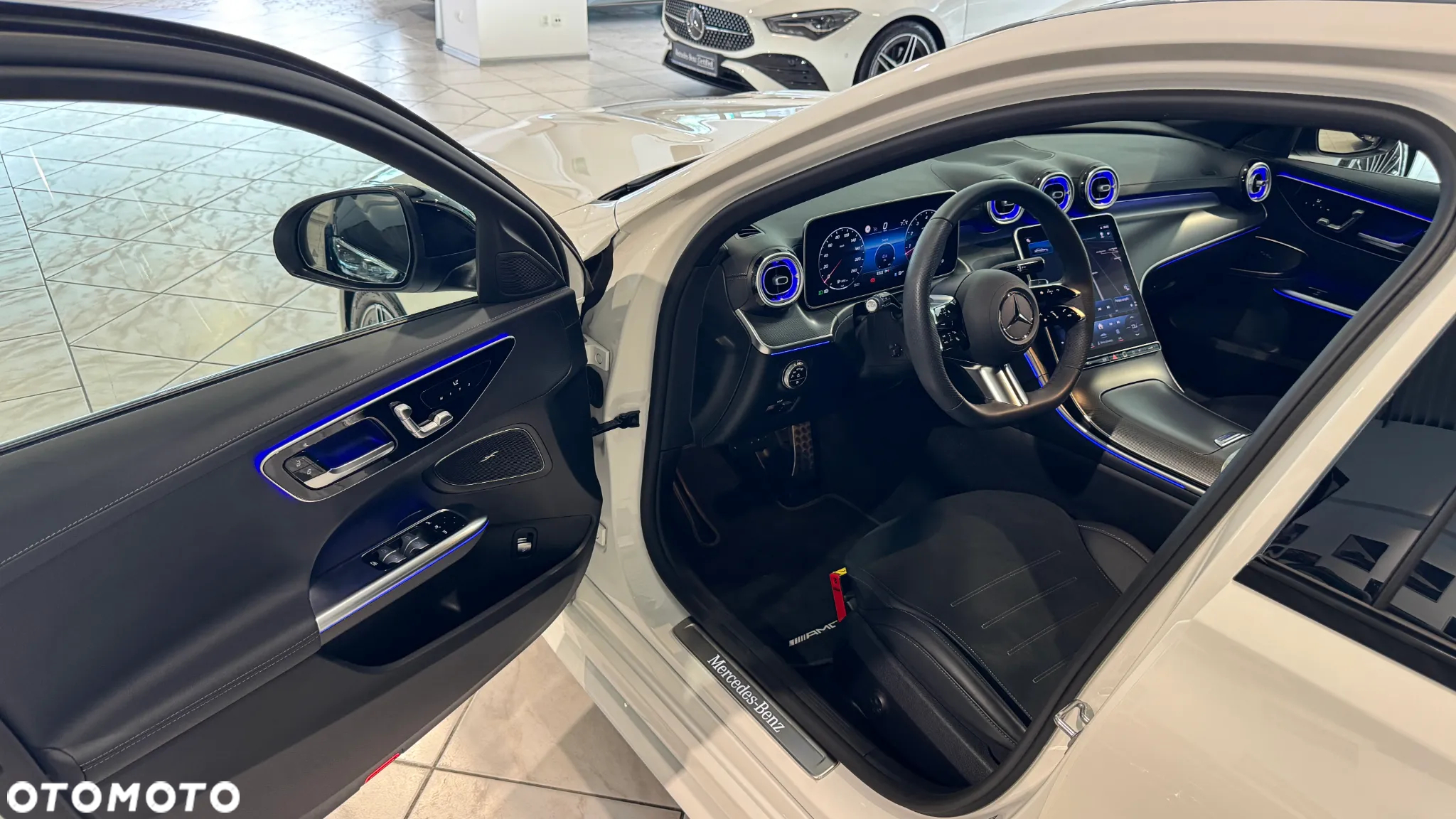 Mercedes-Benz Klasa C 300 4MATIC 9G-TRONIC - 11