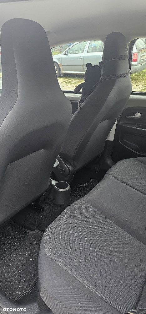 Volkswagen up! 1.0 move - 11