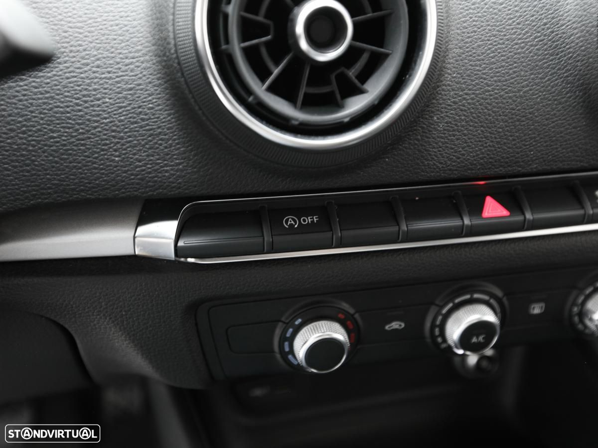 Audi A3 Sportback 2.0 TDI - 18