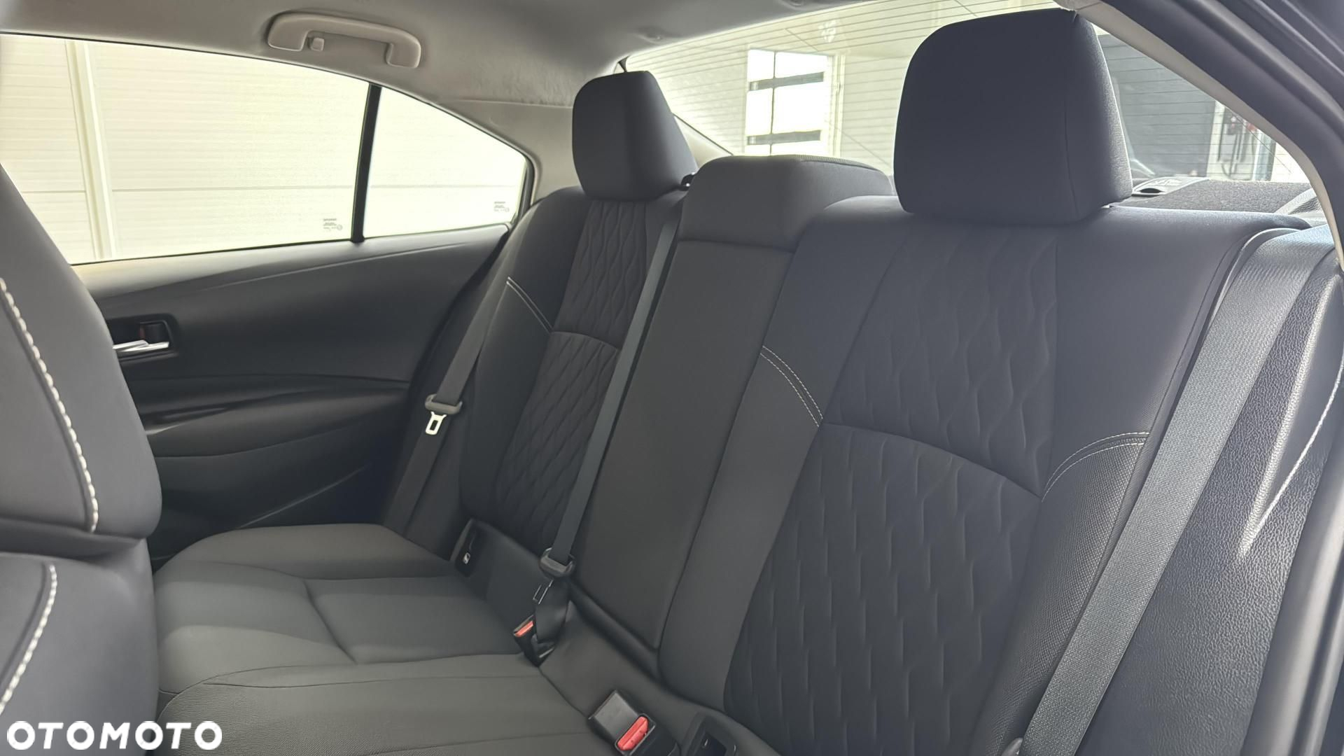 Toyota Corolla 1.8 Hybrid GPF Active - 16