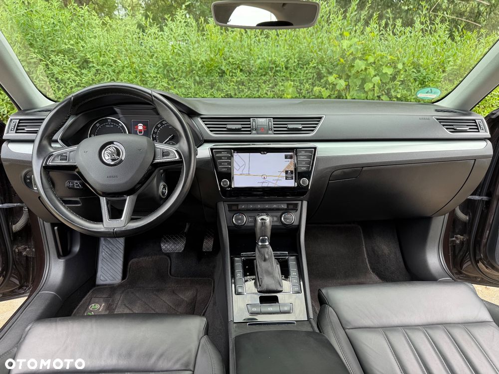 Skoda Superb 2.0 TDI DSG Ambition - 15