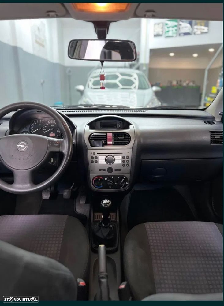 Opel Corsa 1.2 Twinport First - 5