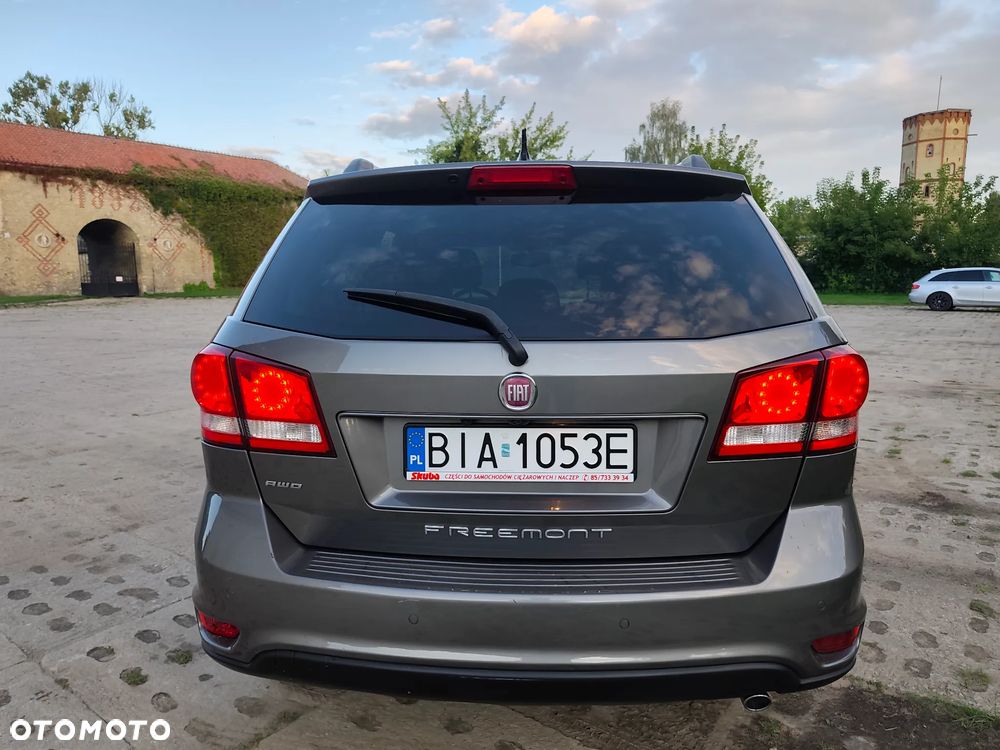 Fiat Freemont 2.0 Multijet Lounge AWD - 14
