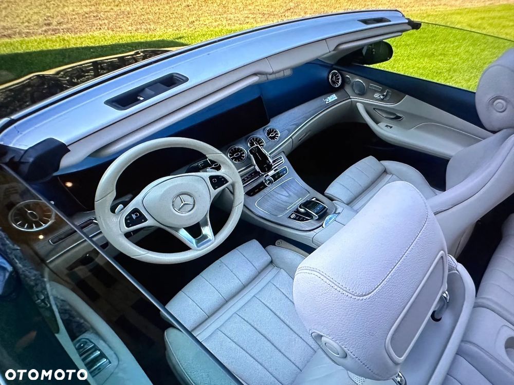 Mercedes-Benz Klasa E 300 9G-TRONIC AMG Line - 8
